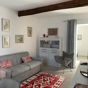 At Ferienhaus Chiavari